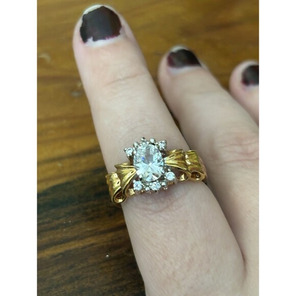 Vintage 14K Gold Electroplated Bow Shaped Cubic Zirconia Ring Size 9 Statements - Picture 1 of 14